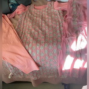 Shalwar kameez Pakistani and Indian dress